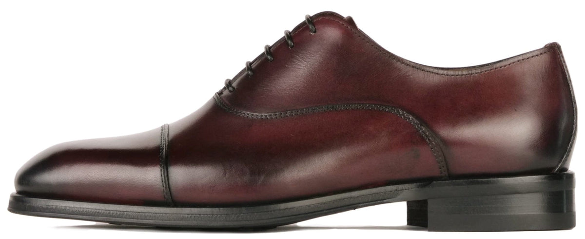 E. Vogel Bespoke Oxblood Calf Leather Balmoral Cap Toe Derbys 11 EE Cap Toe Oxford Blood | Thomas Bird | tblon.com main image 3