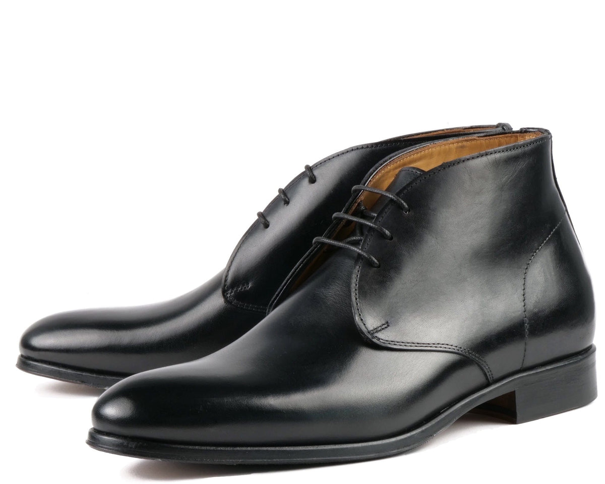 mens black chukka dress boots Rocky Polishable Leather Embrace the distinctive look and reliable grip of this sophisticated sole Breeze Black Leather Men's Chukka