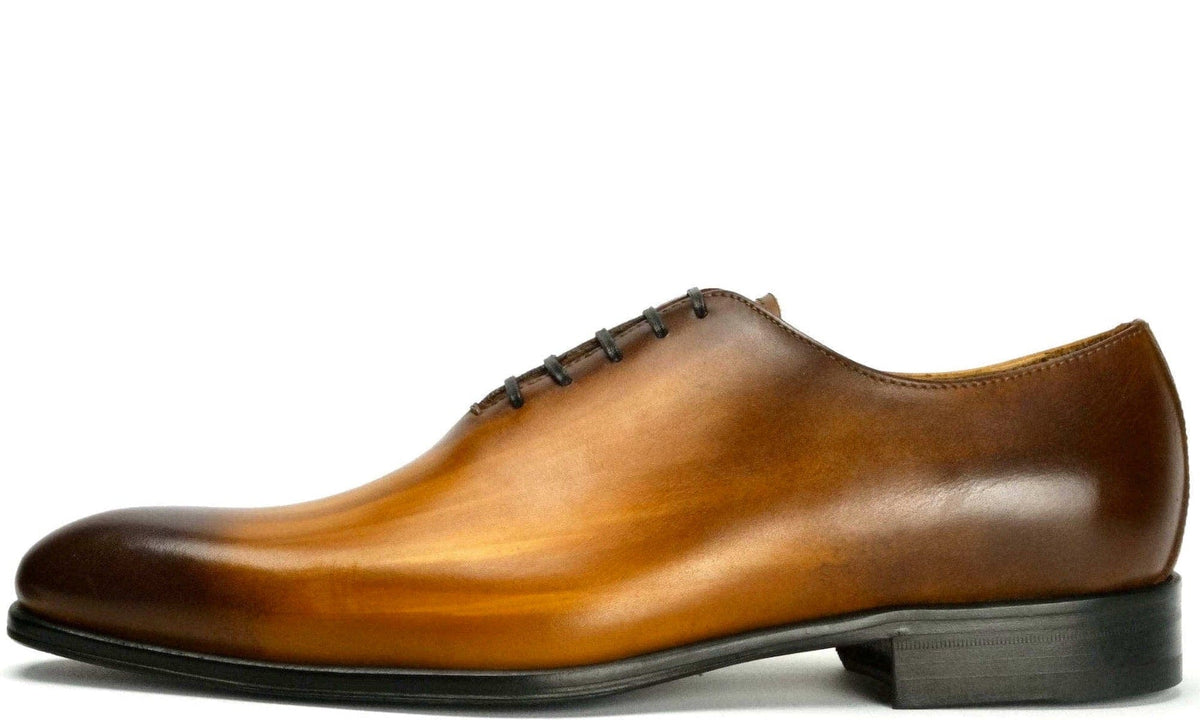 Wholecut Oxford Tan Patina | Thomas Bird | tblon.com