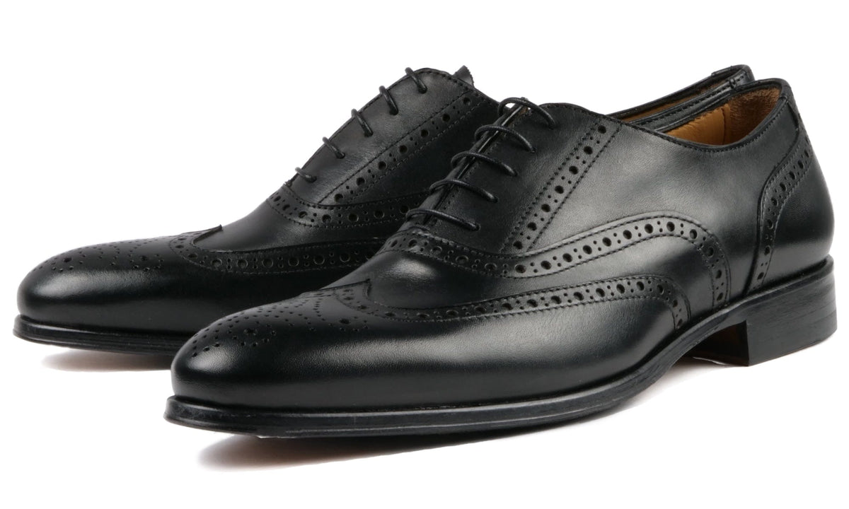 60s Church’s Black short wing tip Vintage Shoes, Black Wingtip Shoes, 1950s Shoes, Church's