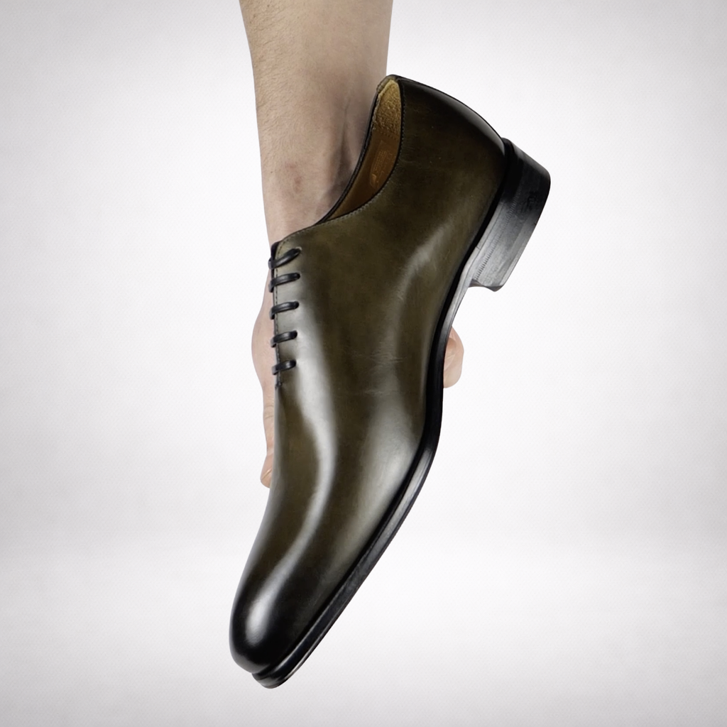 Wholecut Oxford Olive Green | Thomas Bird | tblon.com Wholecut Oxford Olive Green | Thomas Bird | tblon.com