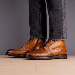 Montana Wingtip Brogue Boot Tan