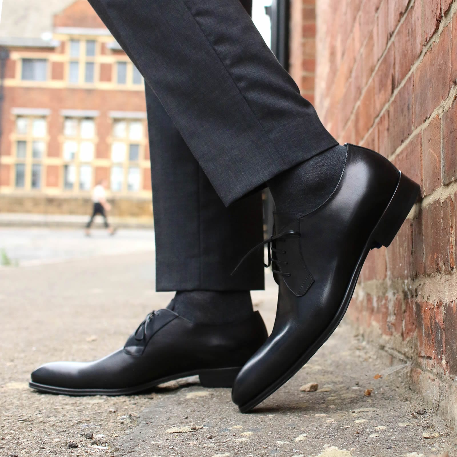 Blucher Derby Black | Thomas Bird | tblon.com Blucher Derby Black | Thomas Bird | tblon.com