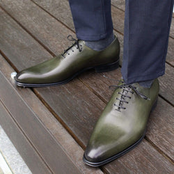 Wholecut Oxford Olive Green | Thomas Bird | tblon.com Wholecut Oxford Olive Green | Thomas Bird | tblon.com